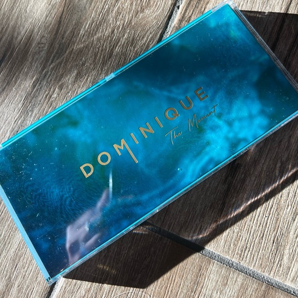 NWT-Dominique cosmetics moment palette - Picture 3 of 4